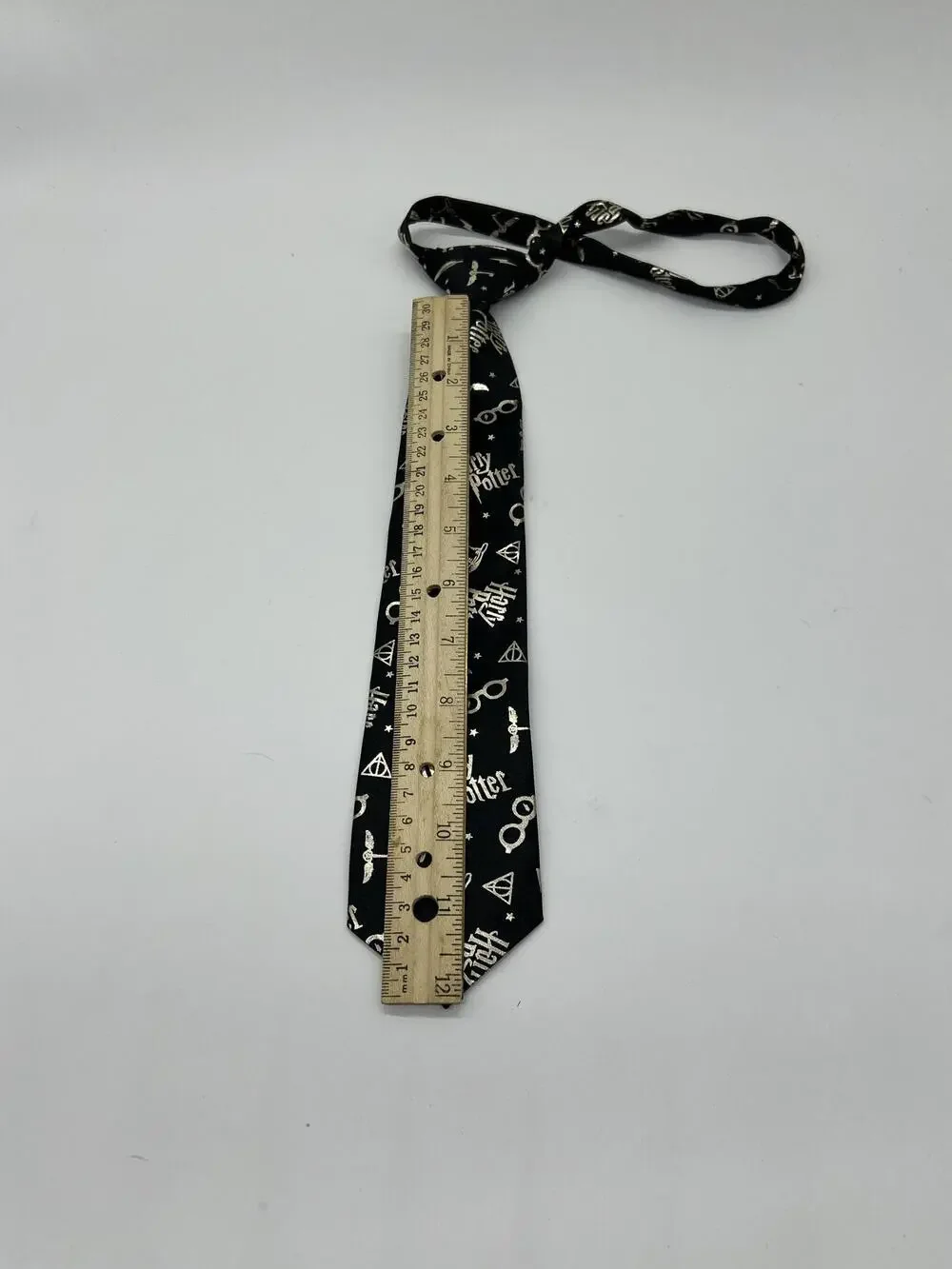 Harry Potter Tie Boys One Size Black Satin Pretied Neck Tie Wizarding World